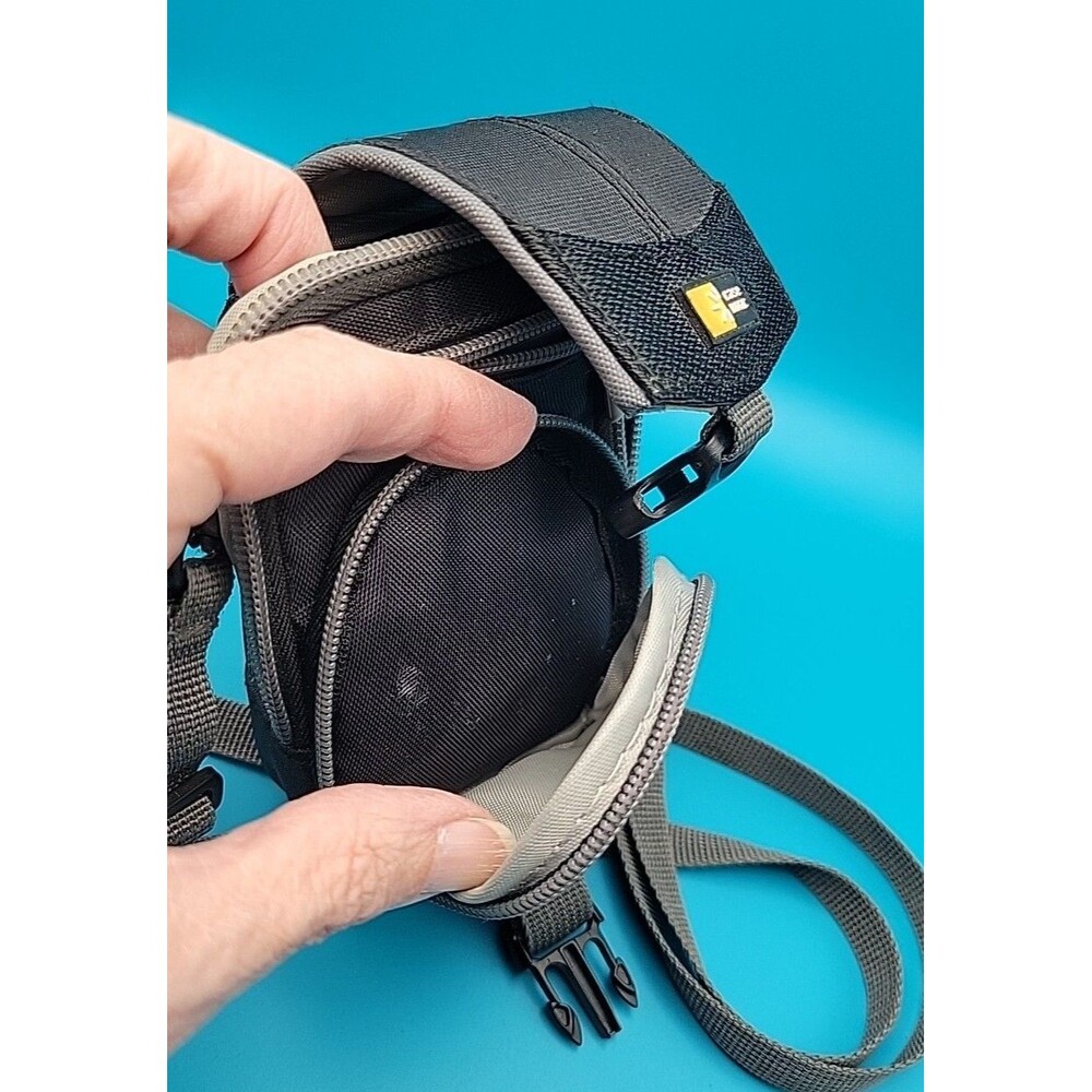 Case Logic Camera Case ~ DCB26 With Strap ~ Good Condition - Picture 7 of 8
